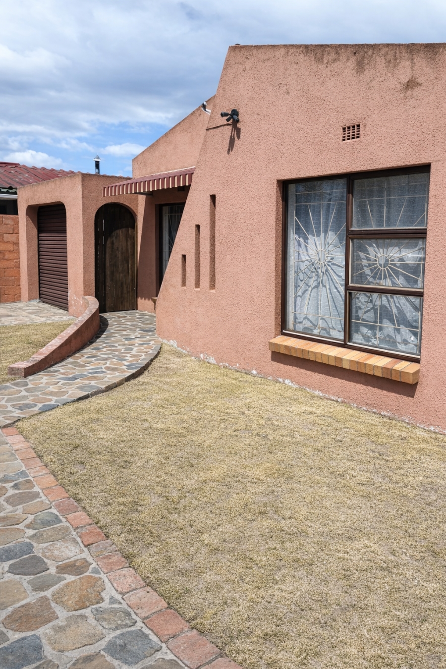 4 Bedroom Property for Sale in Nooitgedacht Western Cape